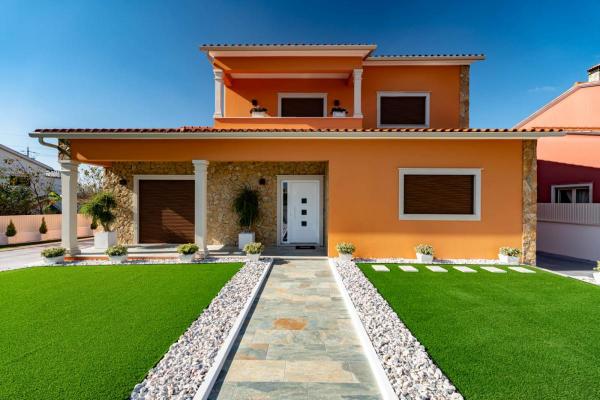 Portugal ~ Leiria ~ Pombal - Woonhuis