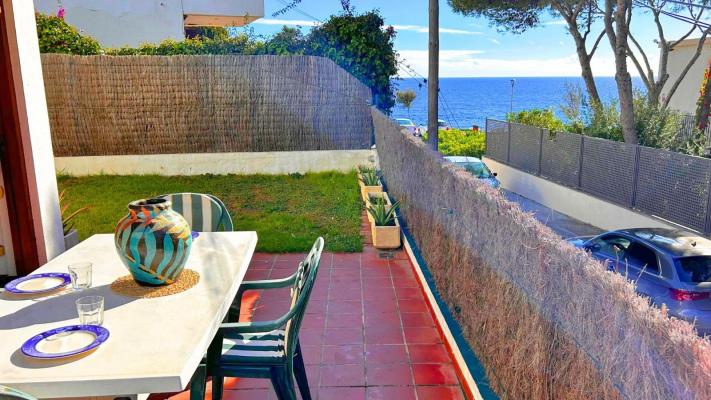 Spanje ~ Cataloni� ~ Girona ~ Costa Brava ~ Kust - Appartement