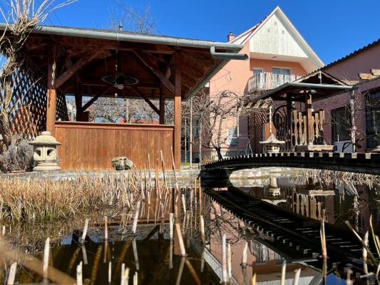 Hongarije ~ Zuid - P�cs en Vill�ny ~ Baranya (P�cs) - Woonhuis