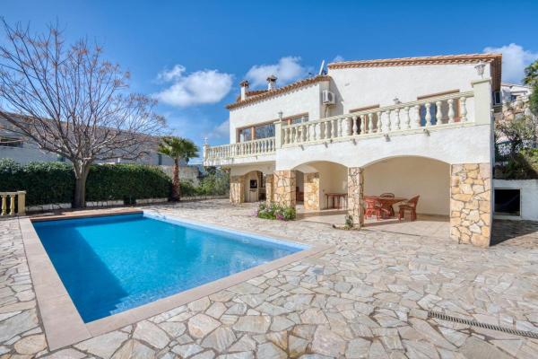 Spanje ~ Cataloni� ~ Girona ~ Costa Brava ~ Kust - Villa