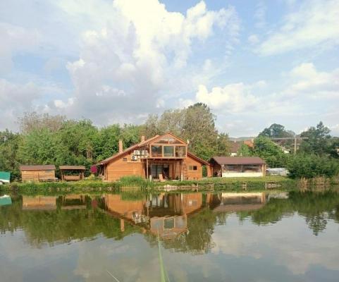 Hongarije ~ Zuid - P�cs en Vill�ny ~ Baranya (P�cs) - Woonhuis