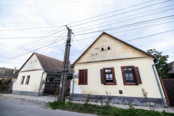 Woonhuis te koop in Hongarije - Zuid - P�cs en Vill�ny - Baranya (P�cs) - Dunaszekcső - � 65.350