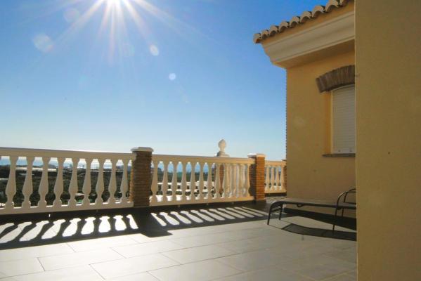 Spanje ~ Andalusië ~ Málaga ~ Costa del Sol ~ Kust - Hoekwoning