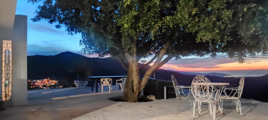 Spanje ~ Andalusi� ~ Granada ~ Binnenland - B & B / Pension