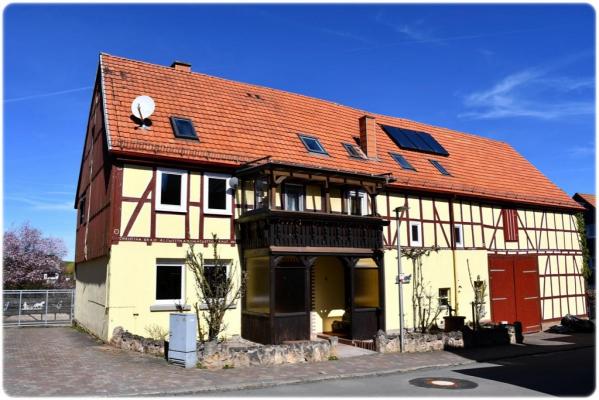 Duitsland ~ Hessen ~ Sauerland - (Woon)boerderij