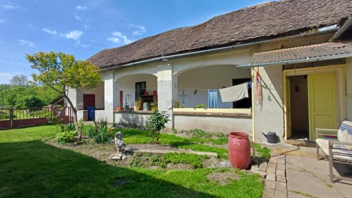 Hongarije ~ Zuid - P�cs en Vill�ny ~ Somogy (Kaposv�r) - Woonhuis