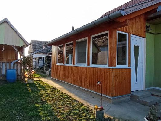Hongarije ~ Zuid - P�cs en Vill�ny ~ Baranya (P�cs) - Woonhuis