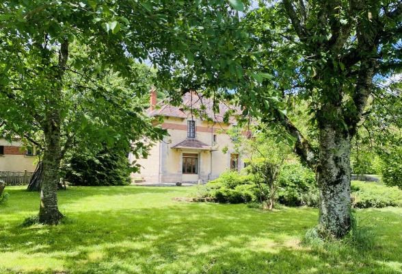 Frankrijk ~ Auvergne ~ 03 - Allier - Maison de Caractère
