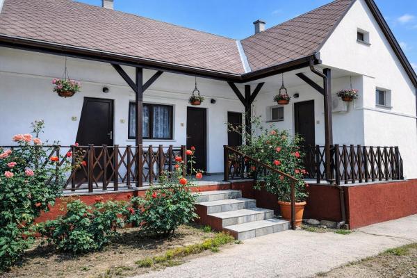 Hongarije ~ Zuid - P�cs en Vill�ny ~ Somogy (Kaposv�r) - Woonhuis