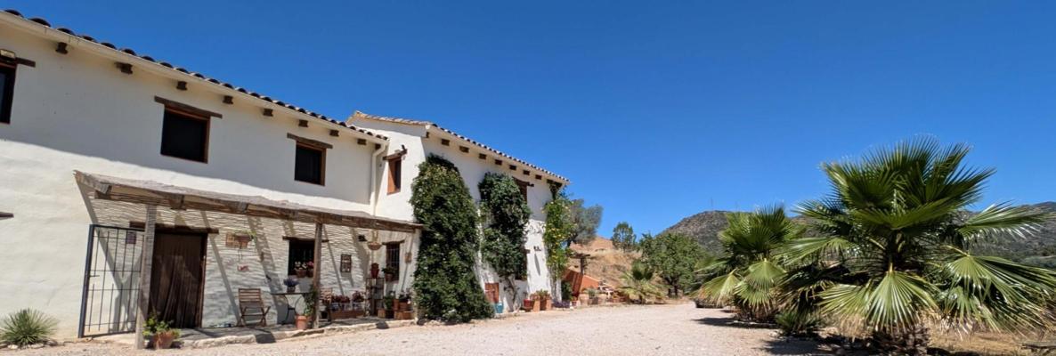 Spanje ~ Cataloni� ~ Tarragona ~ Binnenland - Landhuis Finca