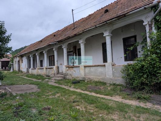 Hongarije ~ Noord - Eger en Tokaj ~ Borsod-Abaúj-Zemplén - Landhuis