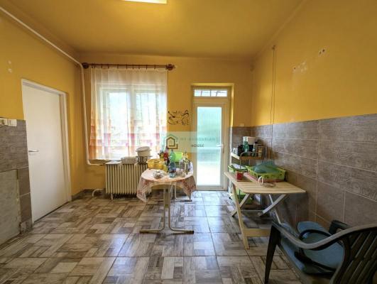 Hongarije ~ Noord - Eger en Tokaj ~ Borsod-Abaúj-Zemplén - Woonhuis