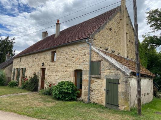 Frankrijk ~ Bourgogne ~ 58 - Nièvre - Maison en pierre