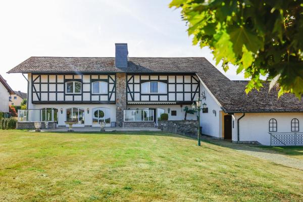Duitsland ~ Hessen ~ Sauerland - Villa